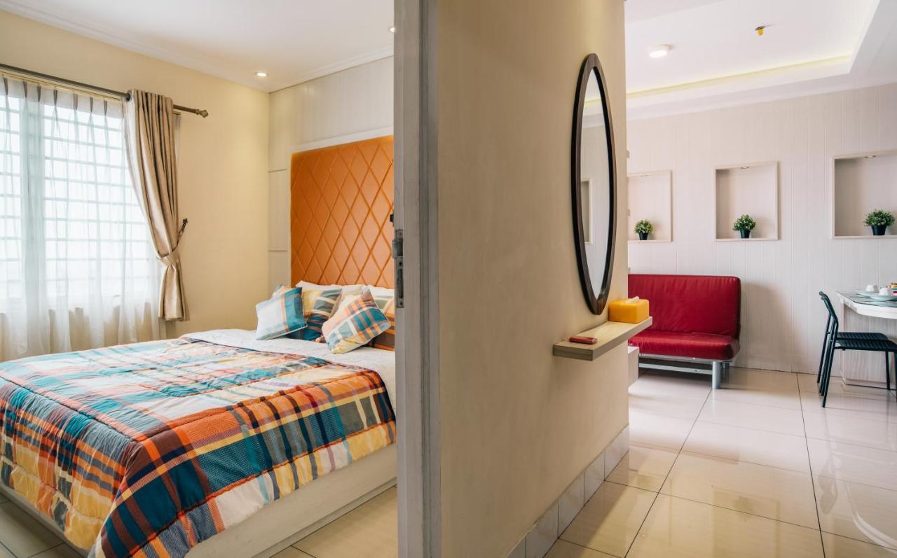 Ravarine Suite Apartment Джакарта Экстерьер фото