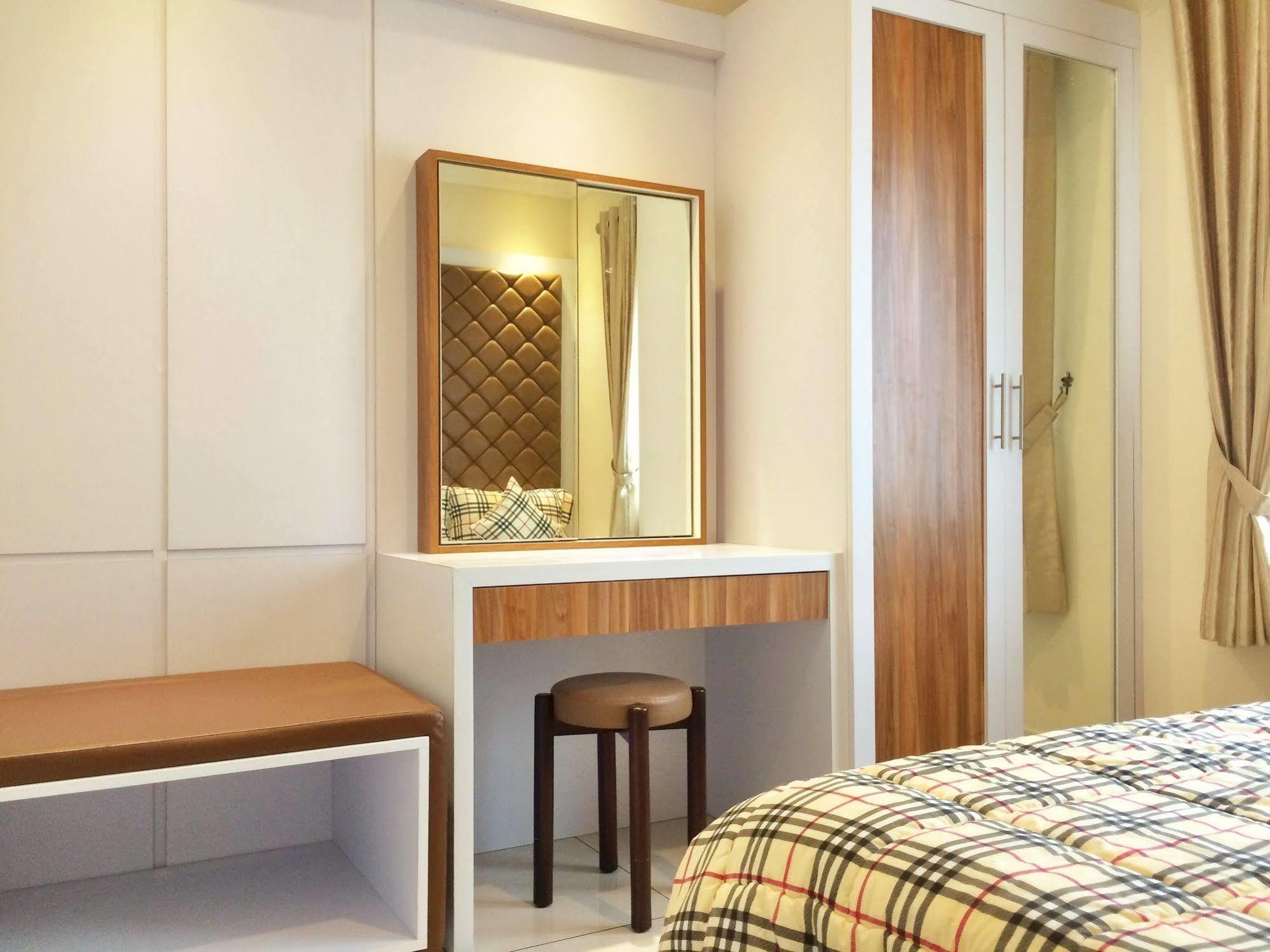Ravarine Suite Apartment Джакарта Экстерьер фото